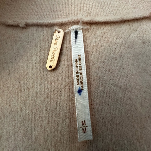 Free People Boxy Reverse Seam V-Neck Collared Sweater Dusty Pink Hi-Low Hem Sz M - Picture 8 of 10